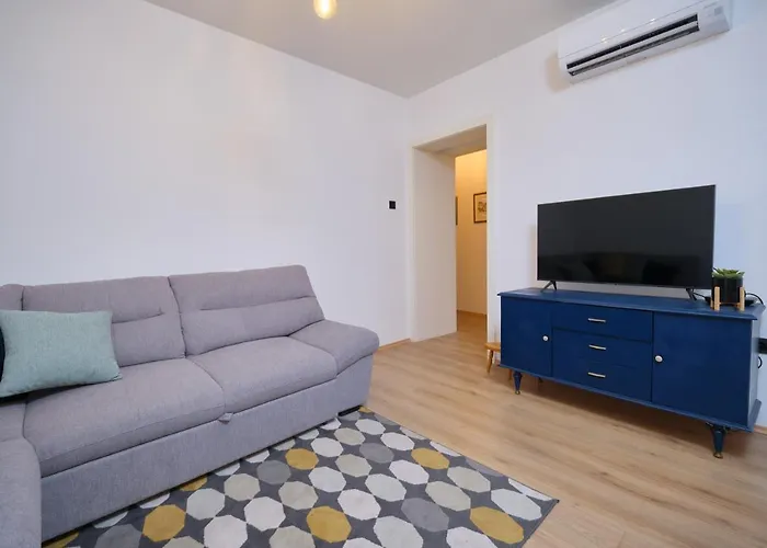 Bacci 2-bedroom By Litto * Split