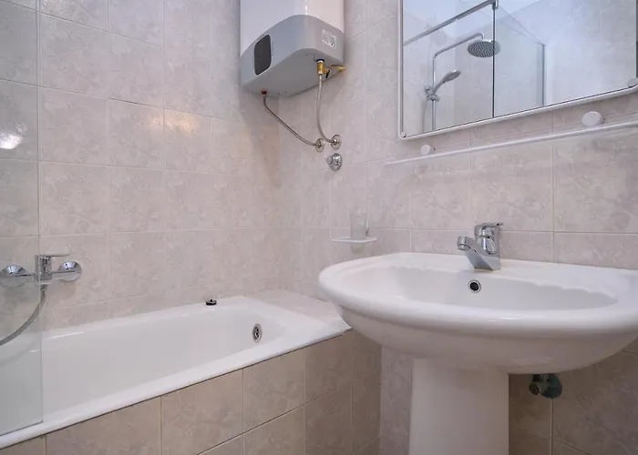 Apartman Bacci 2-bedroom By Litto *